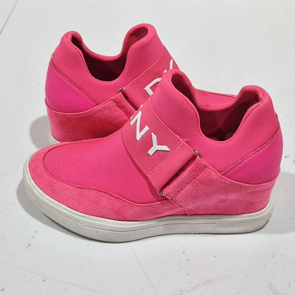 DKNY Women's Bright Pink Slip On Wedge Sneakers - Size 6M.